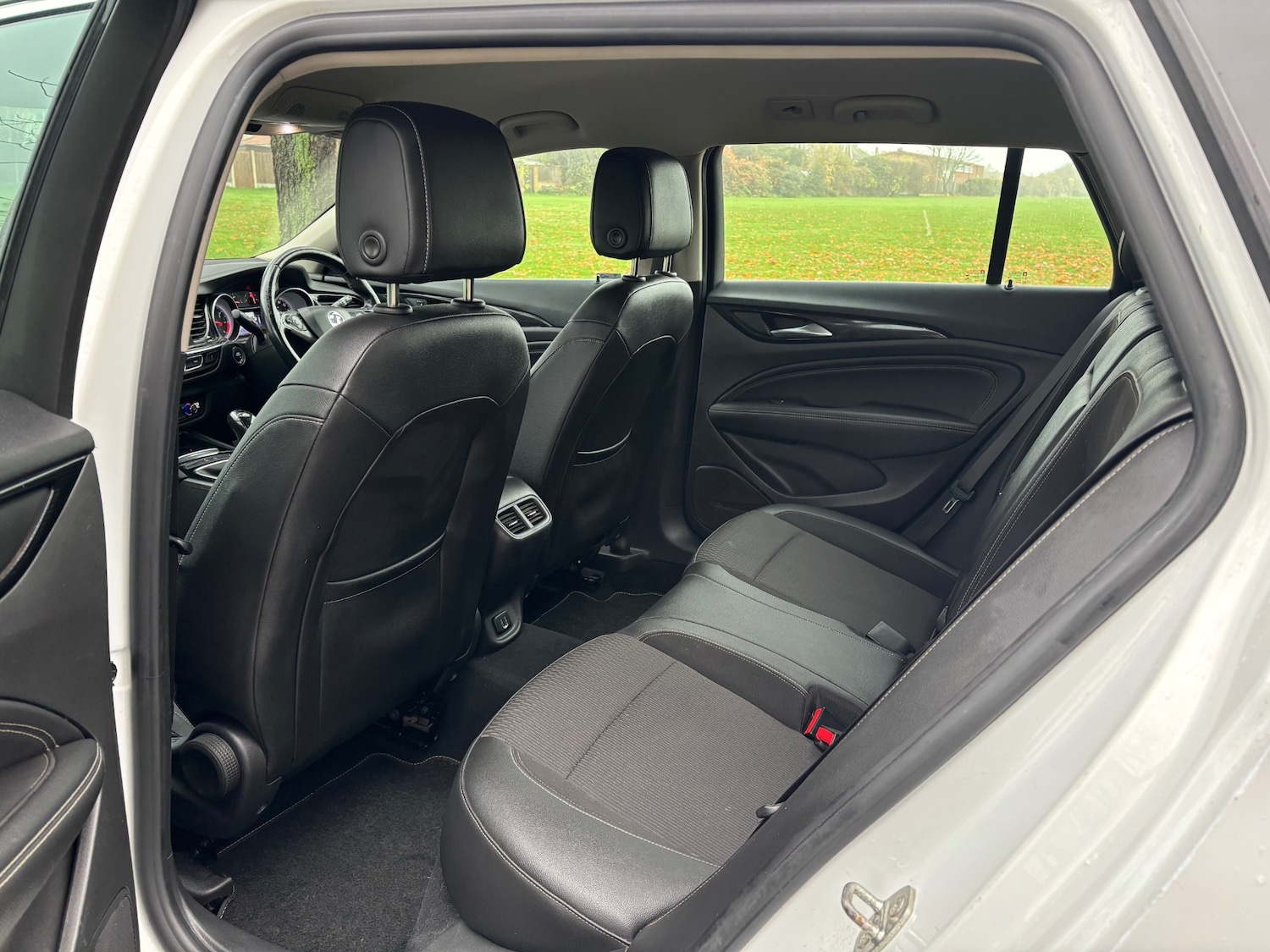 Used Vauxhall Insignia 2018 for sale - 77300793: Photo 8