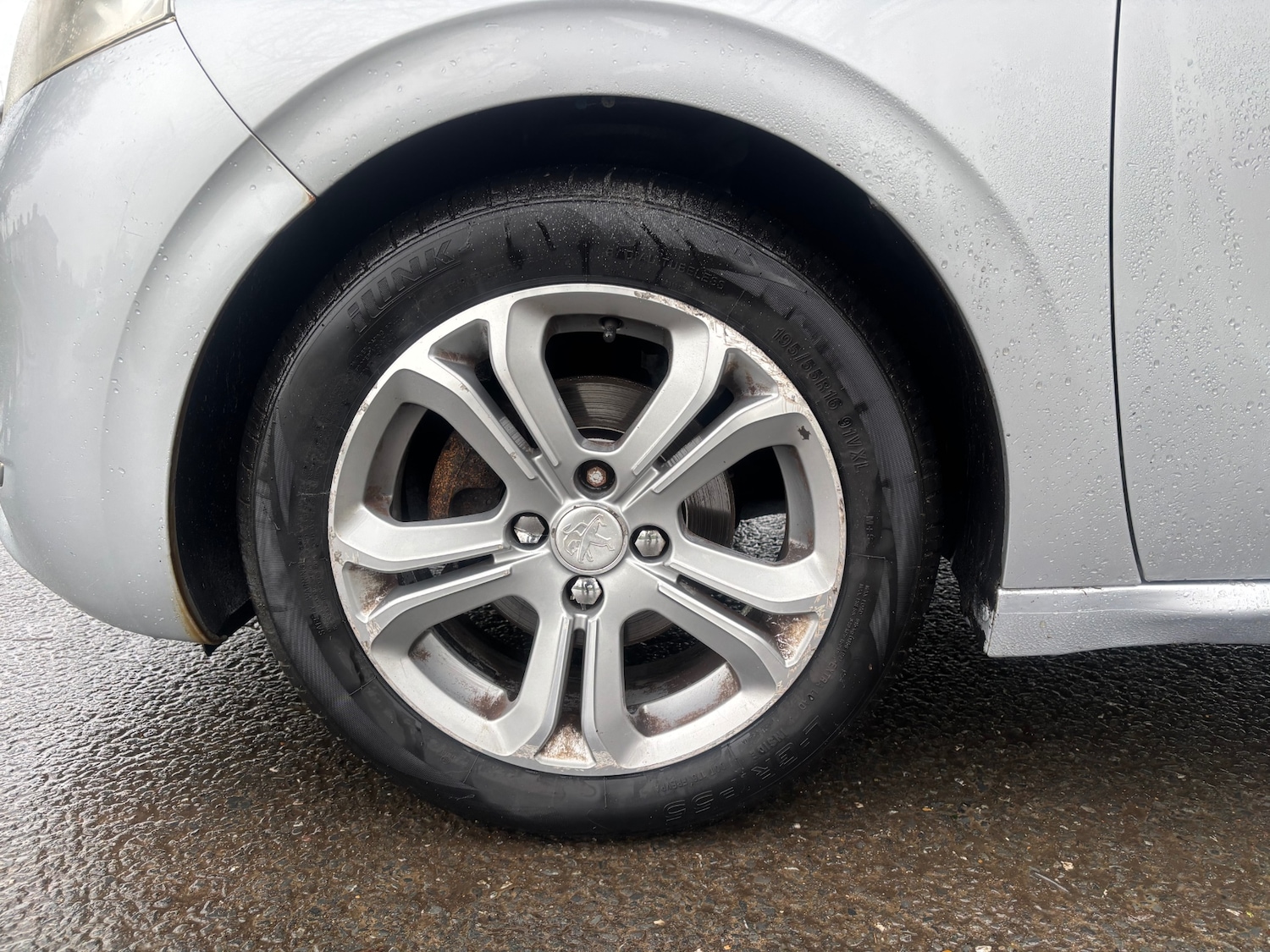 Used Peugeot 208 2013 for sale - 77447777: Photo 18