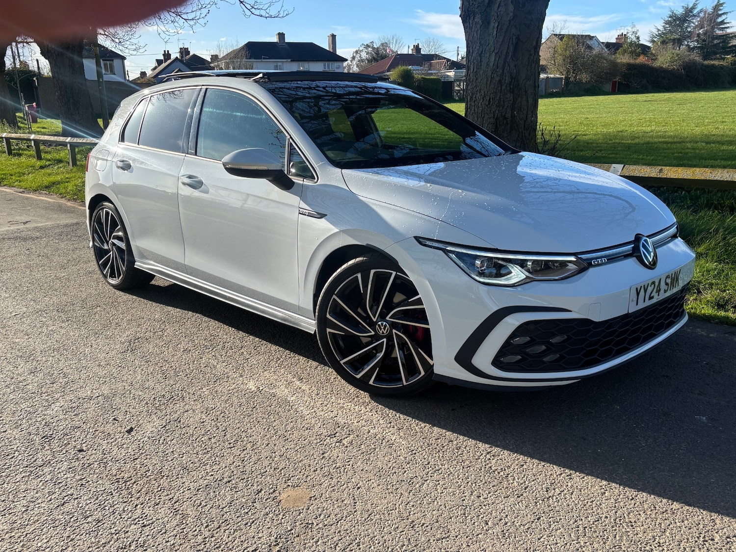 Used Volkswagen Golf 2024 for sale - 78015604: Photo 1