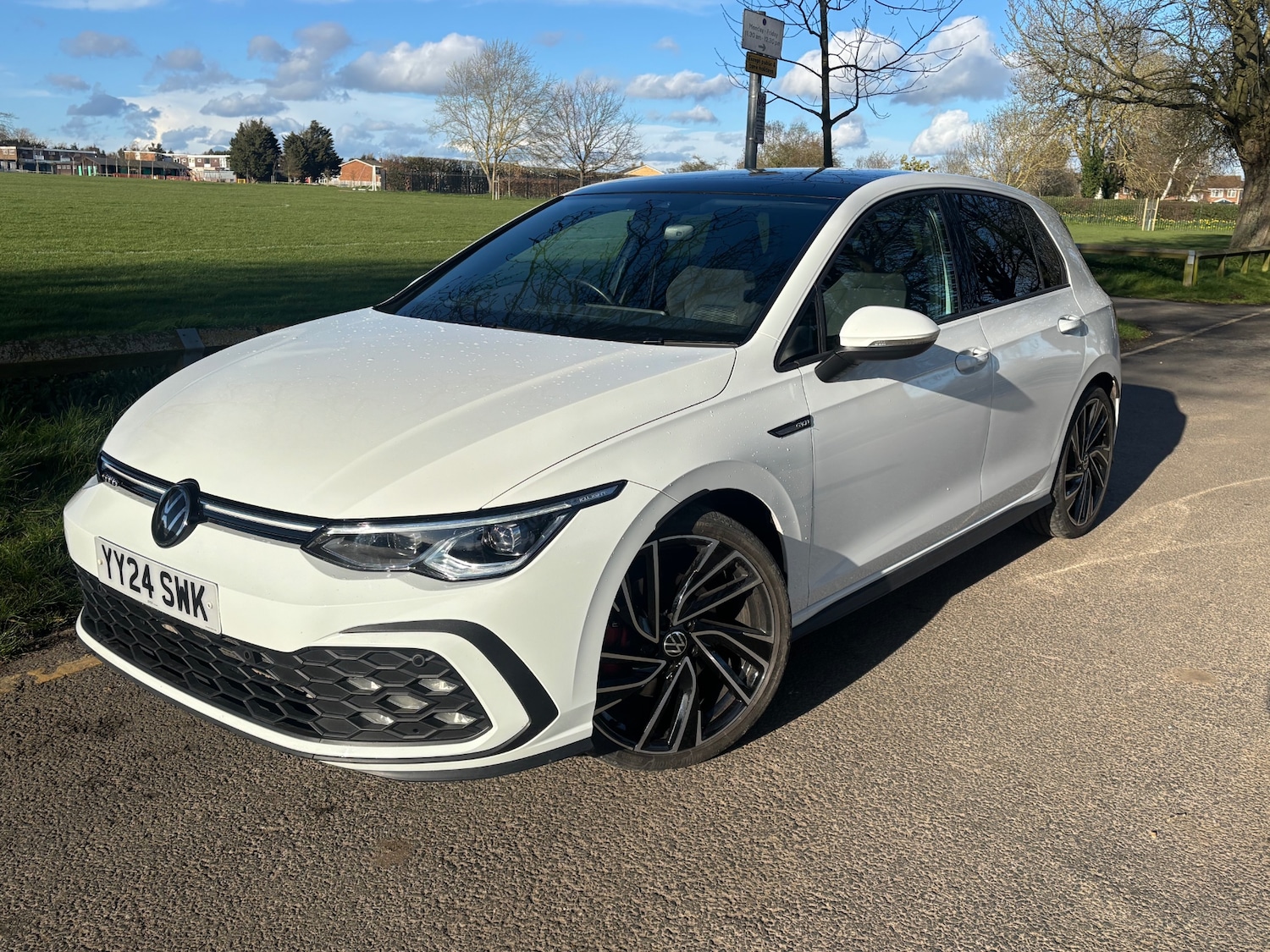 Used Volkswagen Golf 2024 for sale - 78015604: Photo 2