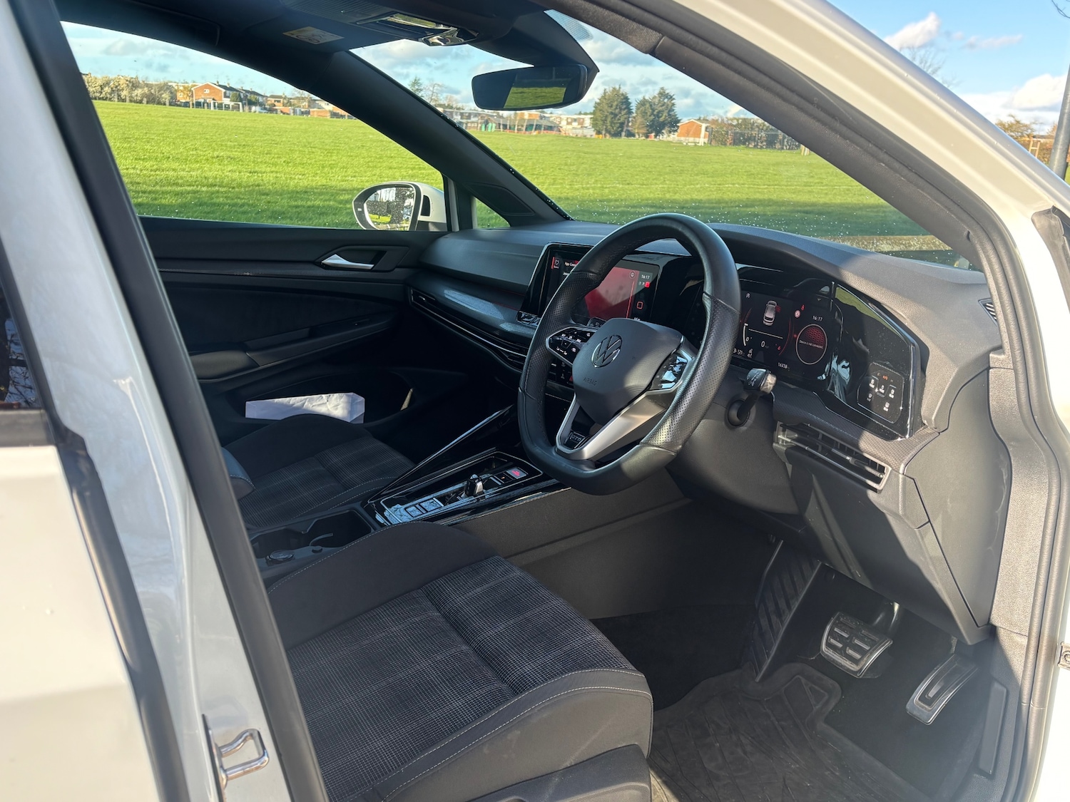 Used Volkswagen Golf 2024 for sale - 78015604: Photo 5