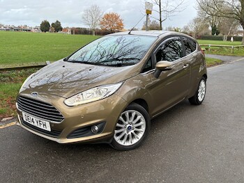Used Ford Fiesta 2014 for sale - 77300682: Photo