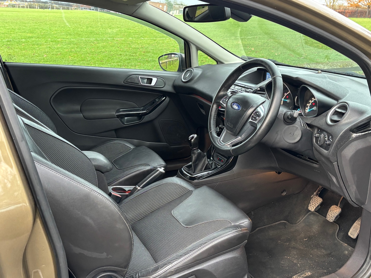 Used Ford Fiesta 2014 for sale - 77300682: Photo 5