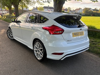 Used Ford Focus 2015 for sale - 78289123: Photo