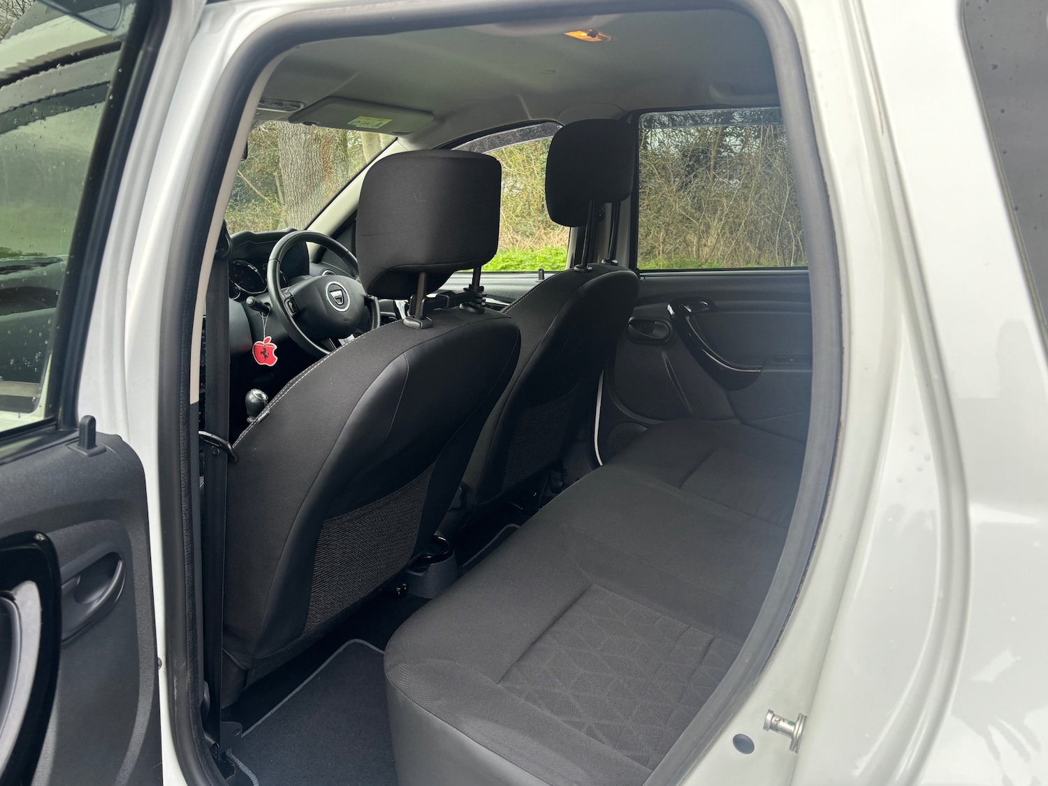 Used Dacia Duster 2015 for sale - 77688117: Photo 8