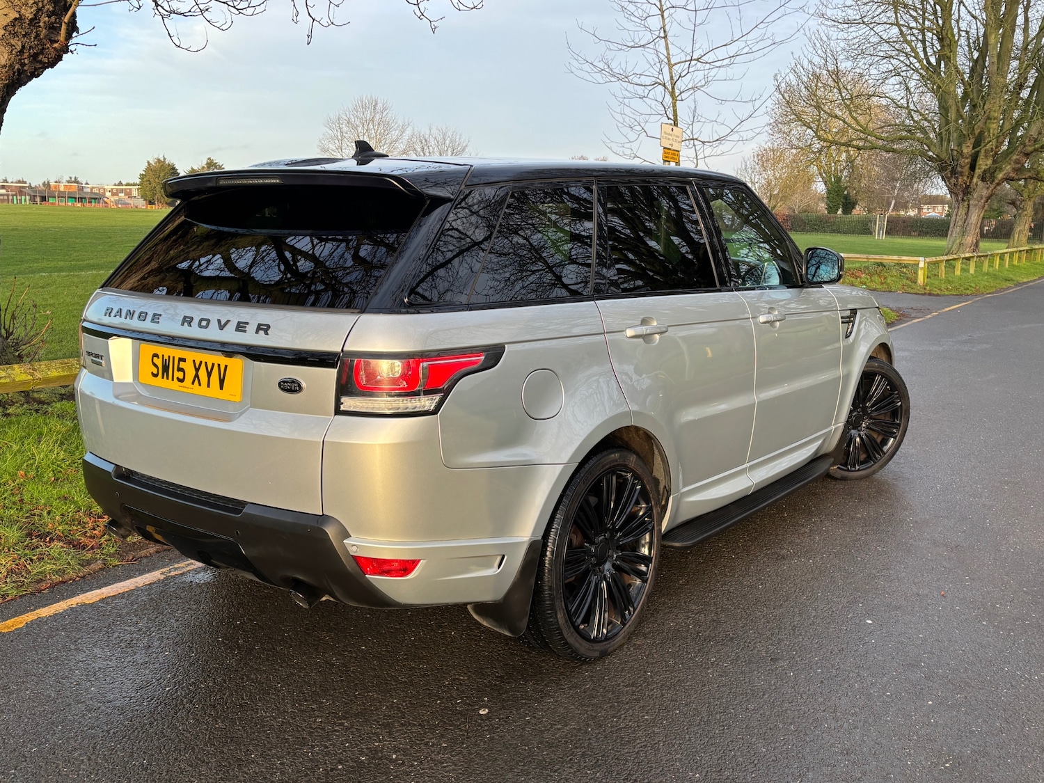 Used Land Rover Range Rover Sport 2015 for sale - 77303911: Photo 3
