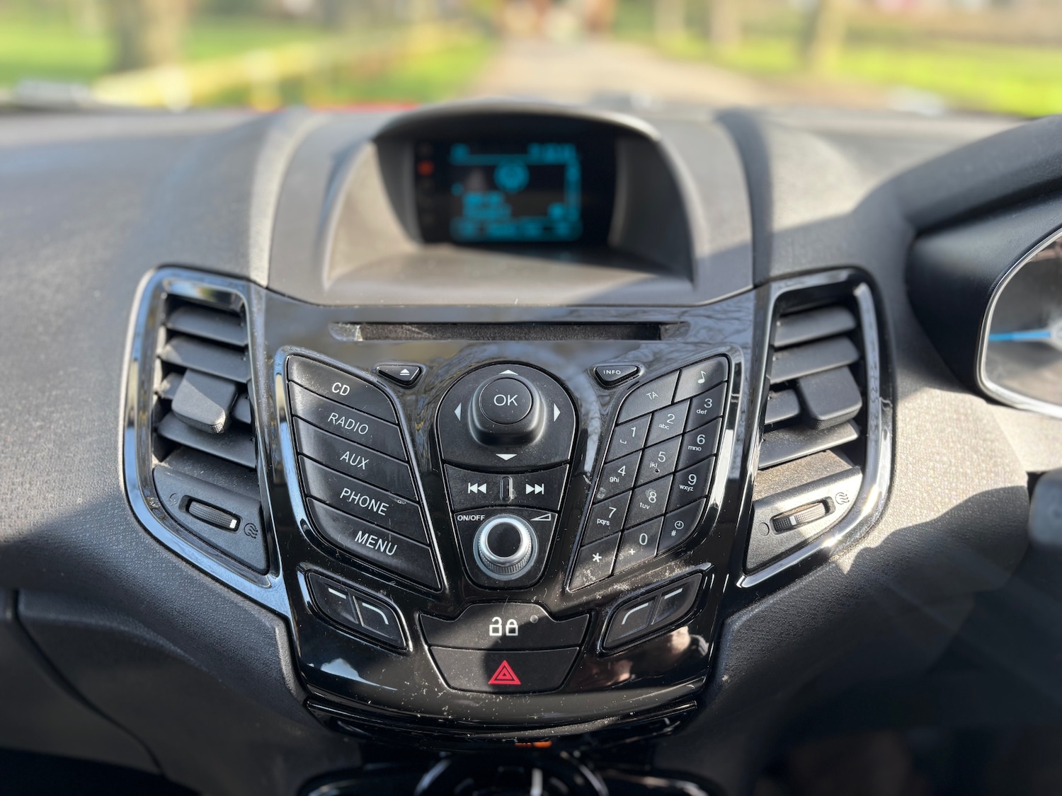 Used Ford Fiesta 2013 for sale - 77663080: Photo 12