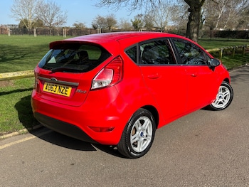 Used Ford Fiesta 2013 for sale - 77663080: Photo