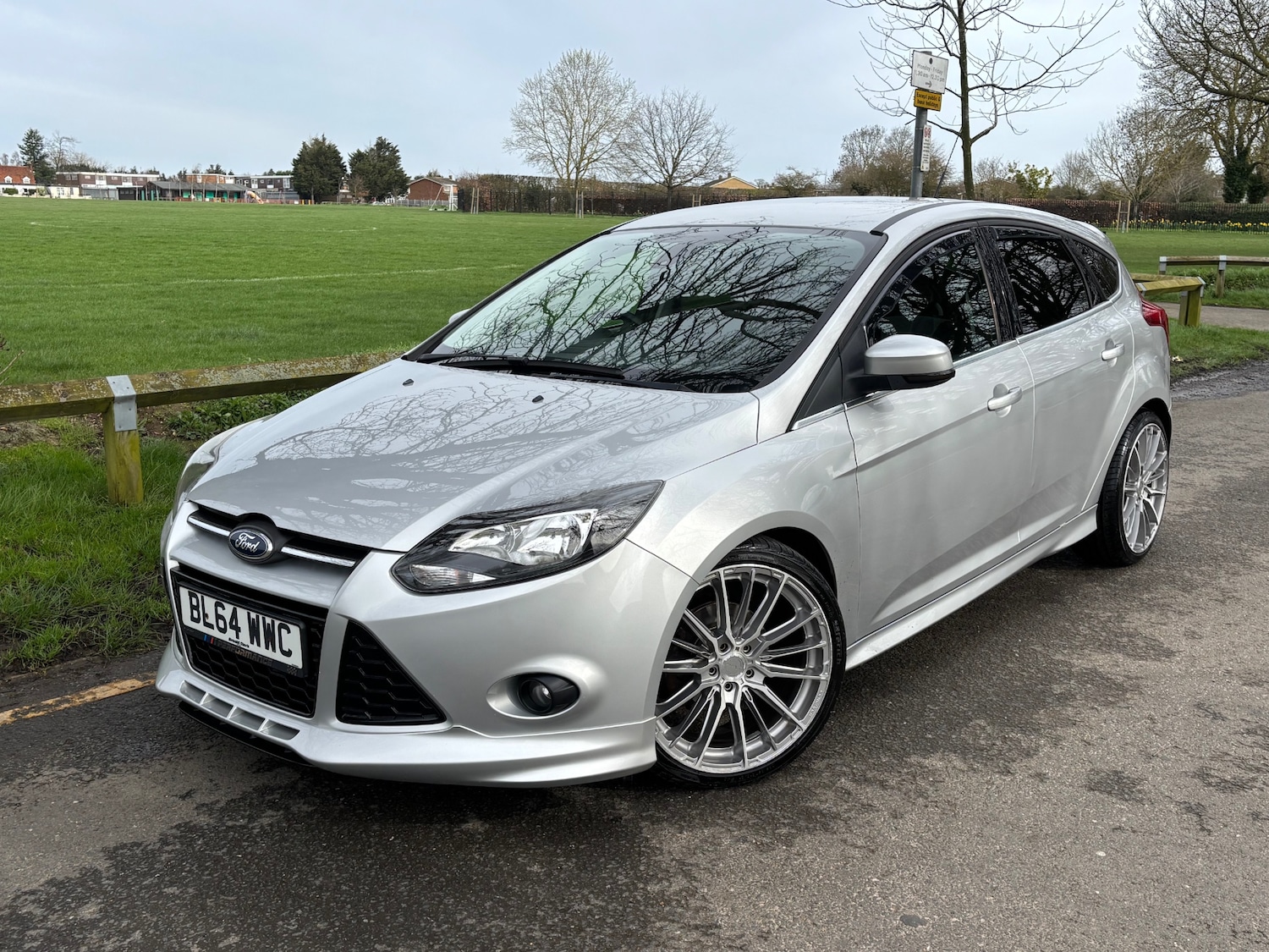 Used Ford Focus 2014 for sale - 77864610: Photo 2