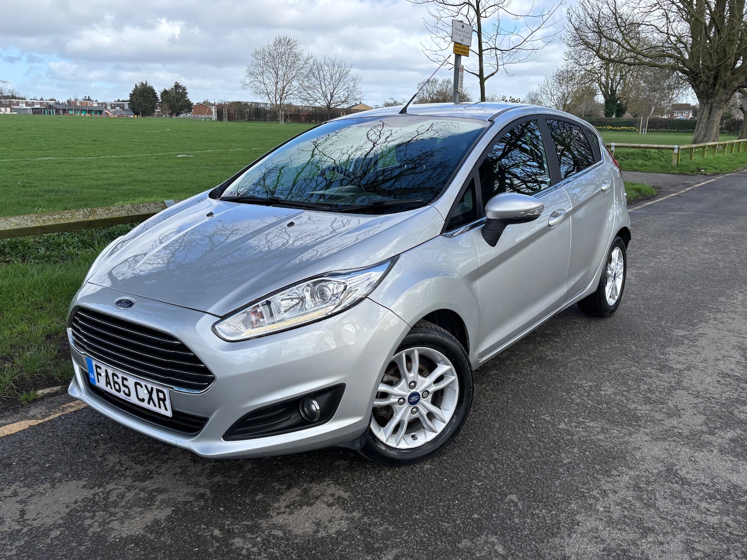 Used Ford Fiesta 2016 for sale - 77830318: Photo 2