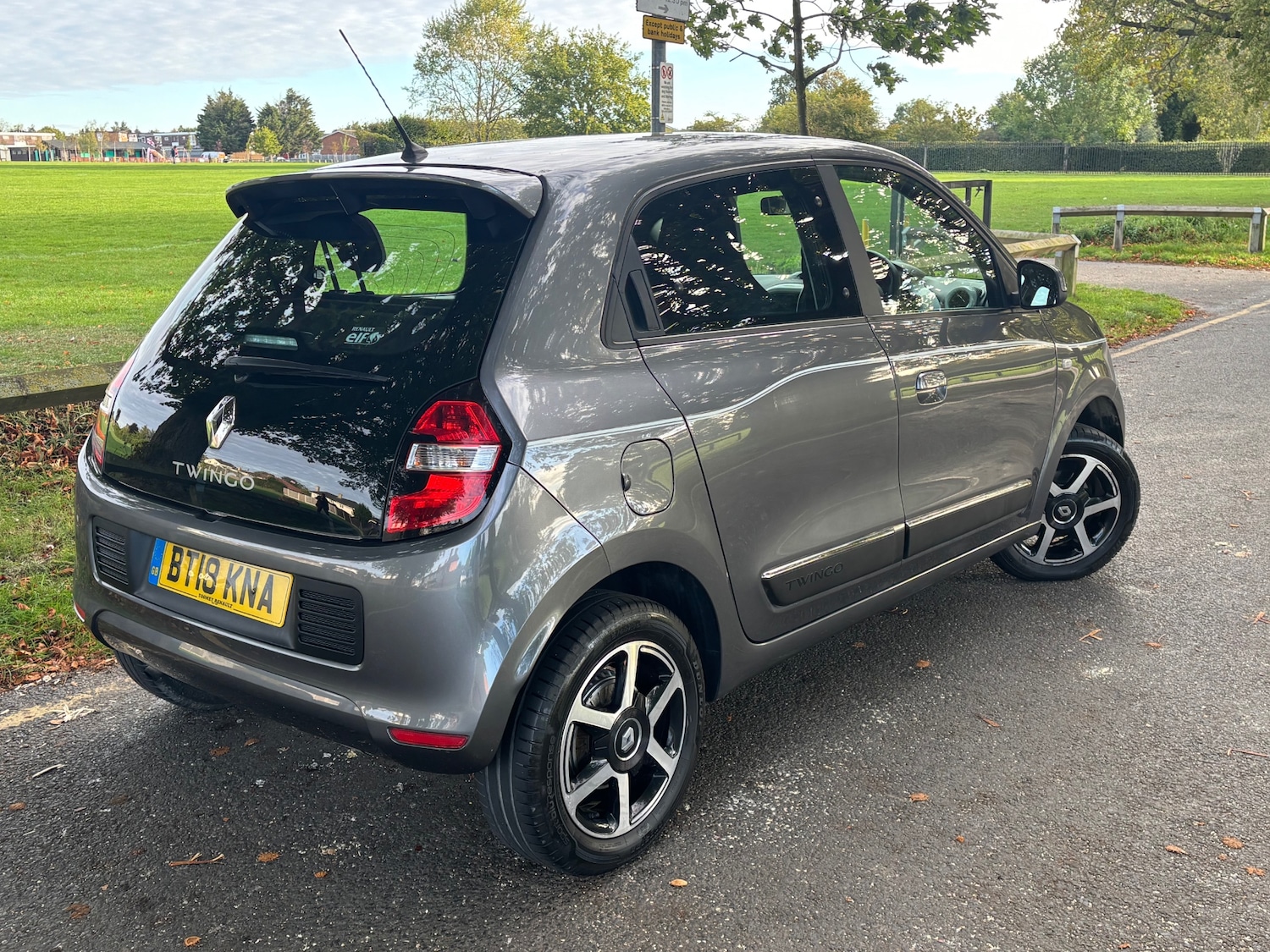 Used Renault Twingo 2018 for sale - 77301009: Photo 3