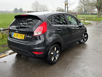 Used Ford Fiesta 2016 for sale - 77437987: Photo