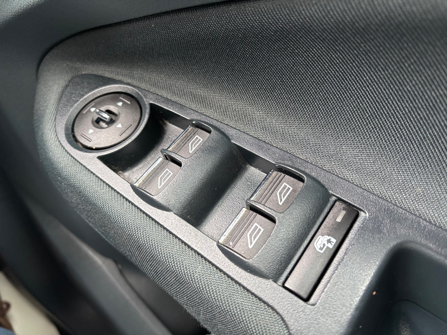 Used Ford C-Max 2012 for sale - 77845451: Photo 16