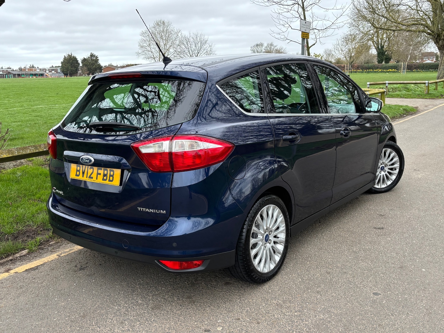 Used Ford C-Max 2012 for sale - 77845451: Photo 3