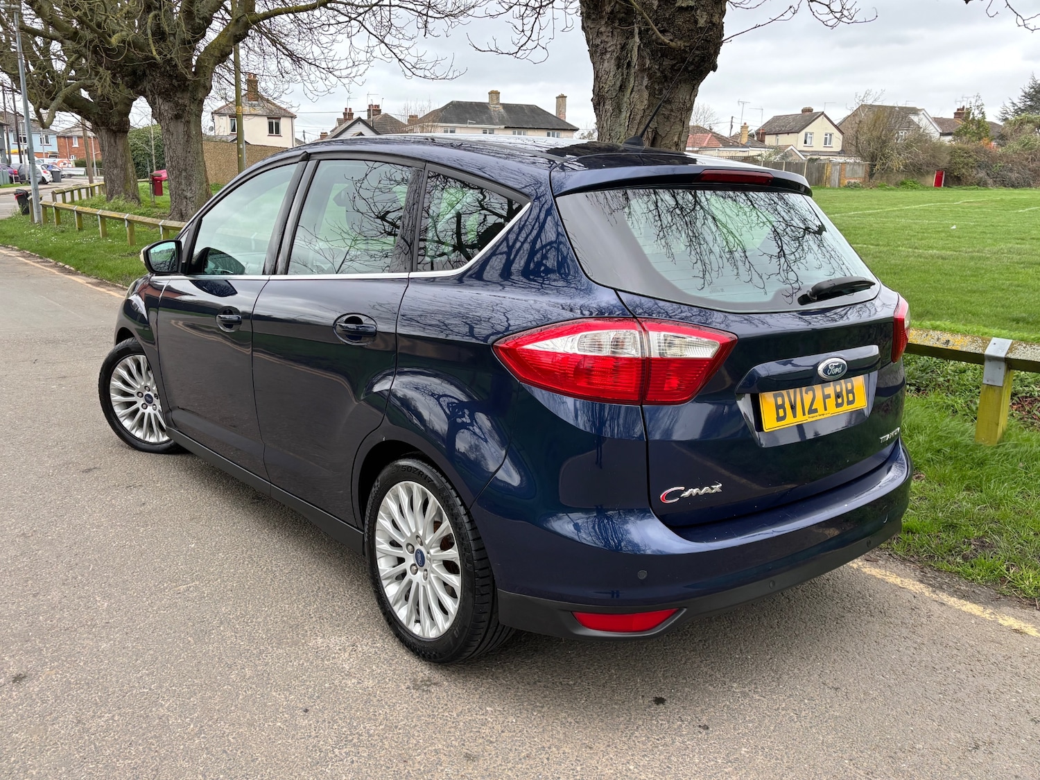 Used Ford C-Max 2012 for sale - 77845451: Photo 4