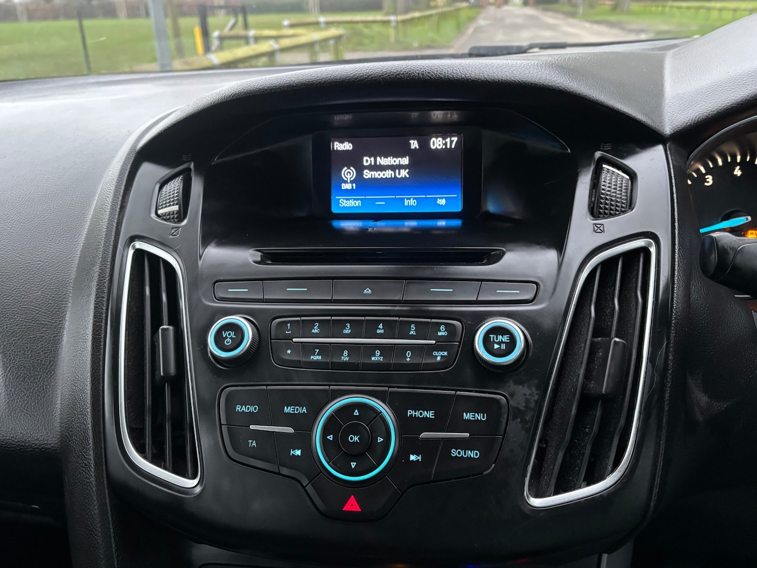 Used Ford Focus 2015 for sale - 77416994: Photo 10