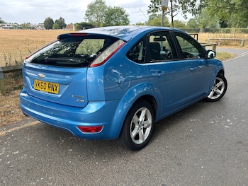 Used Ford Focus 2010 for sale - 79275316: Photo