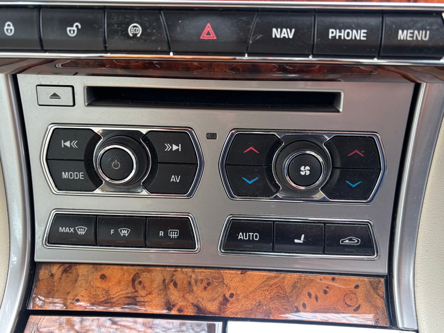 Used Jaguar XF 2014 for sale - 78122261: Photo 13