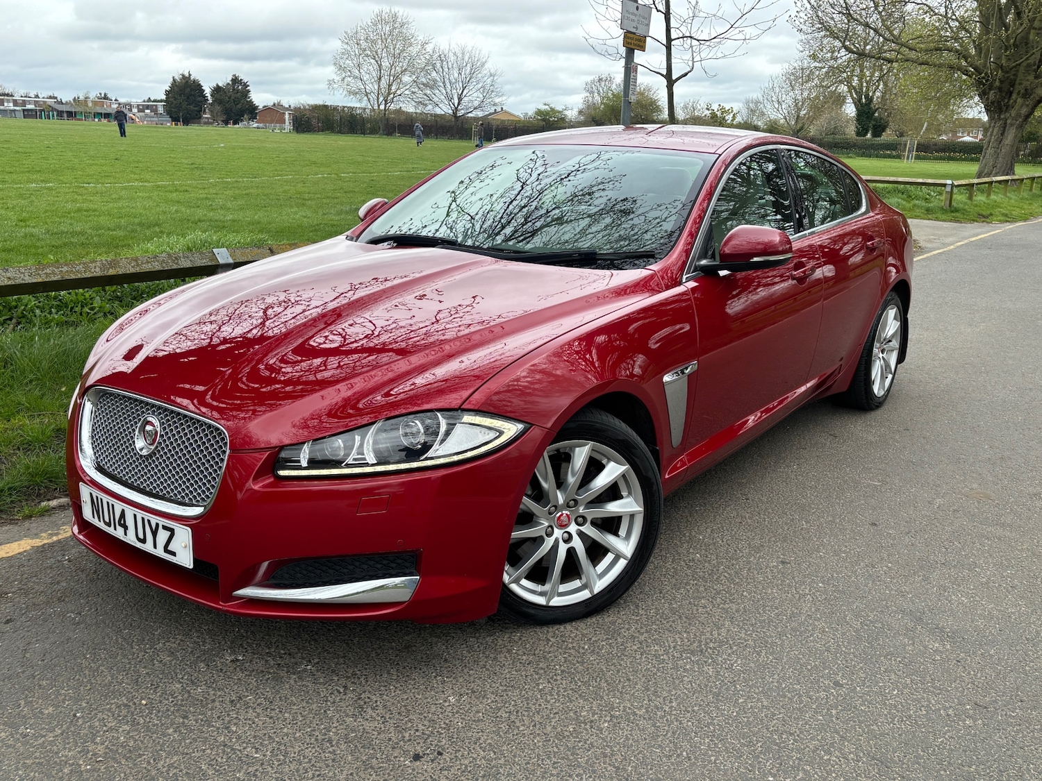 Used Jaguar XF 2014 for sale - 78122261: Photo 2