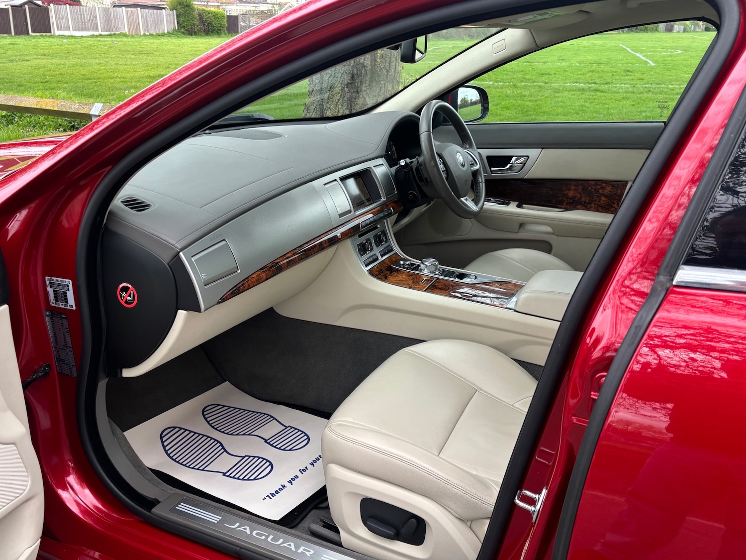 Used Jaguar XF 2014 for sale - 78122261: Photo 6