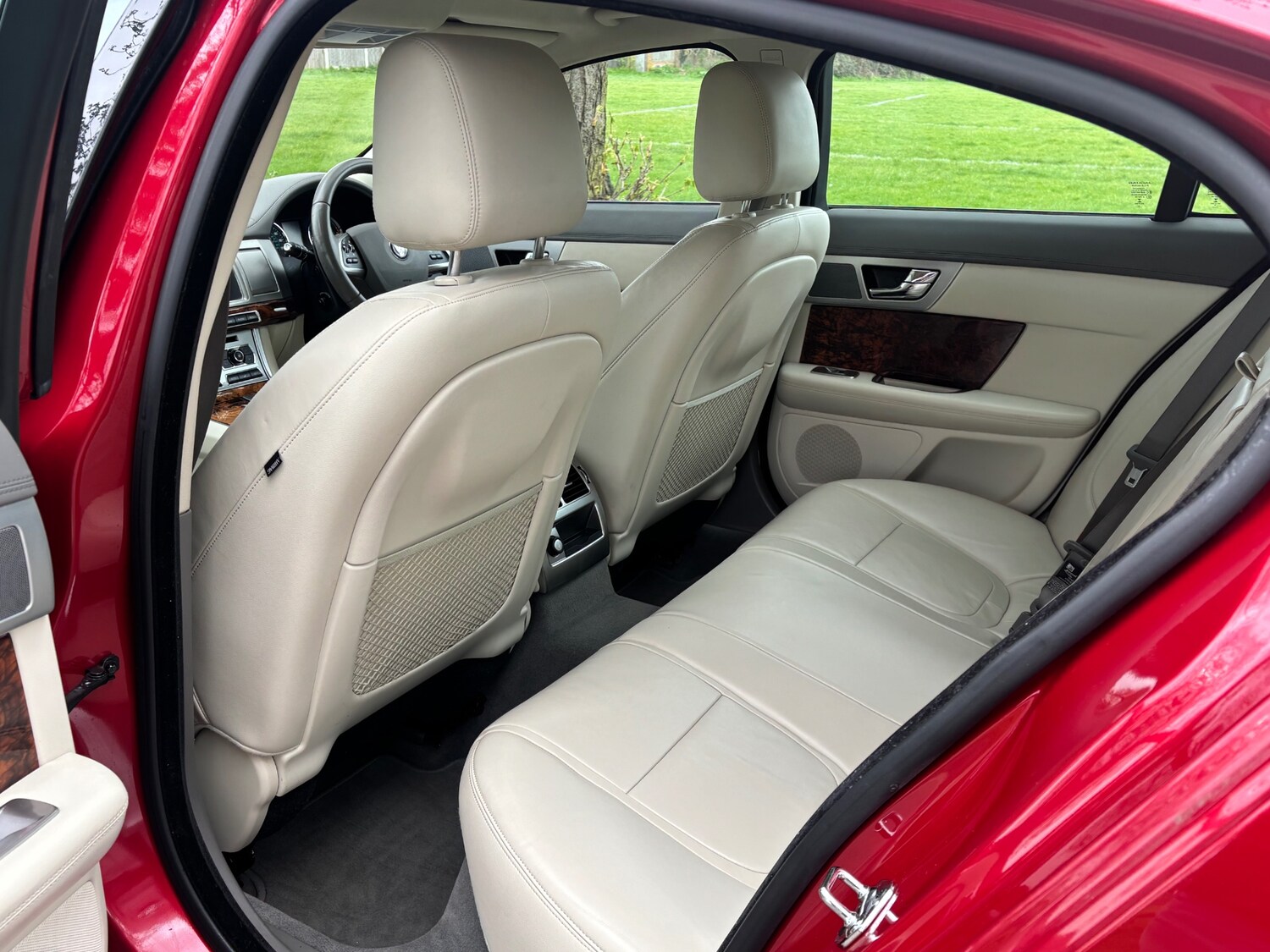 Used Jaguar XF 2014 for sale - 78122261: Photo 8