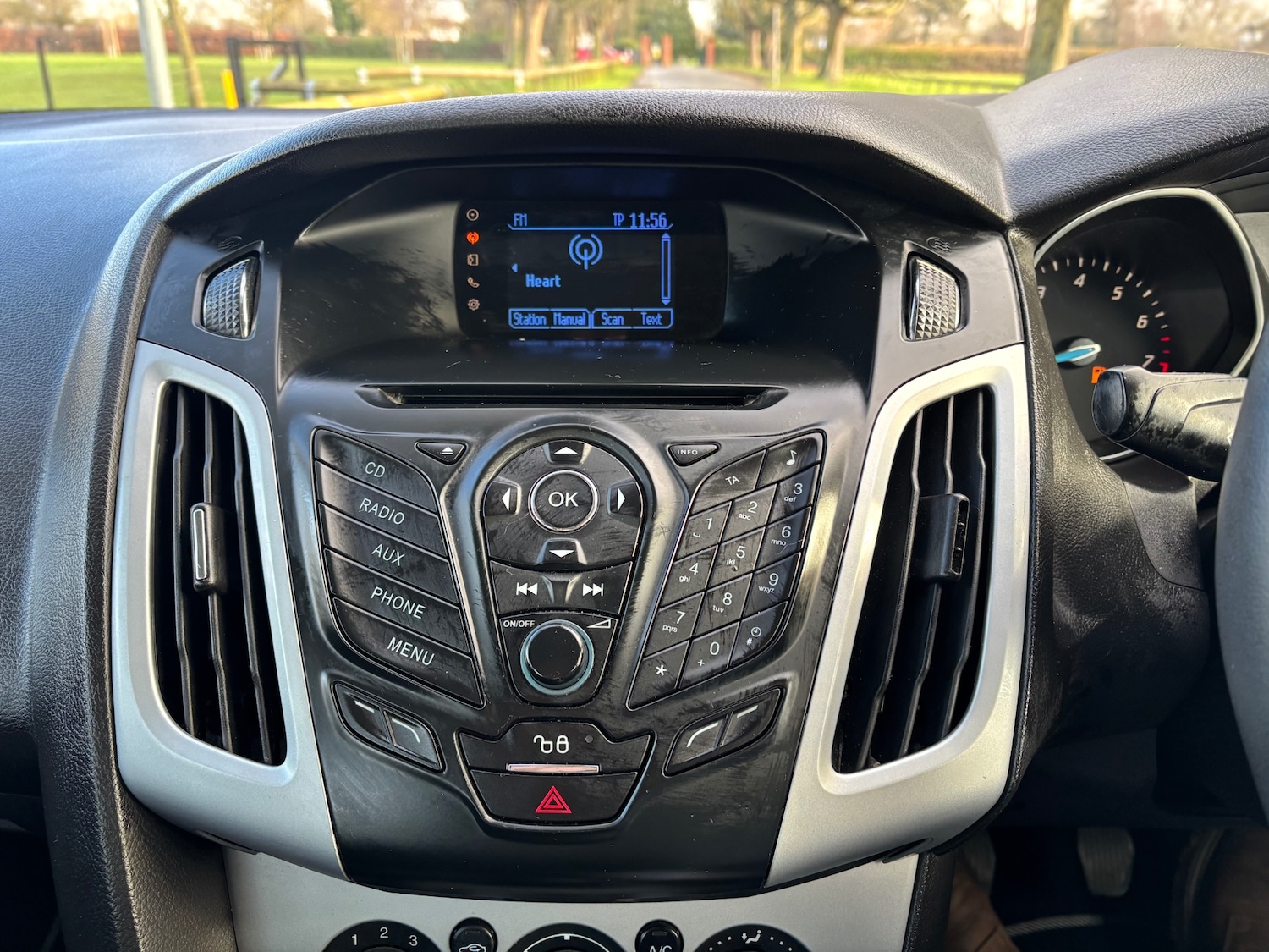 Used Ford Focus 2013 for sale - 77298696: Photo 12