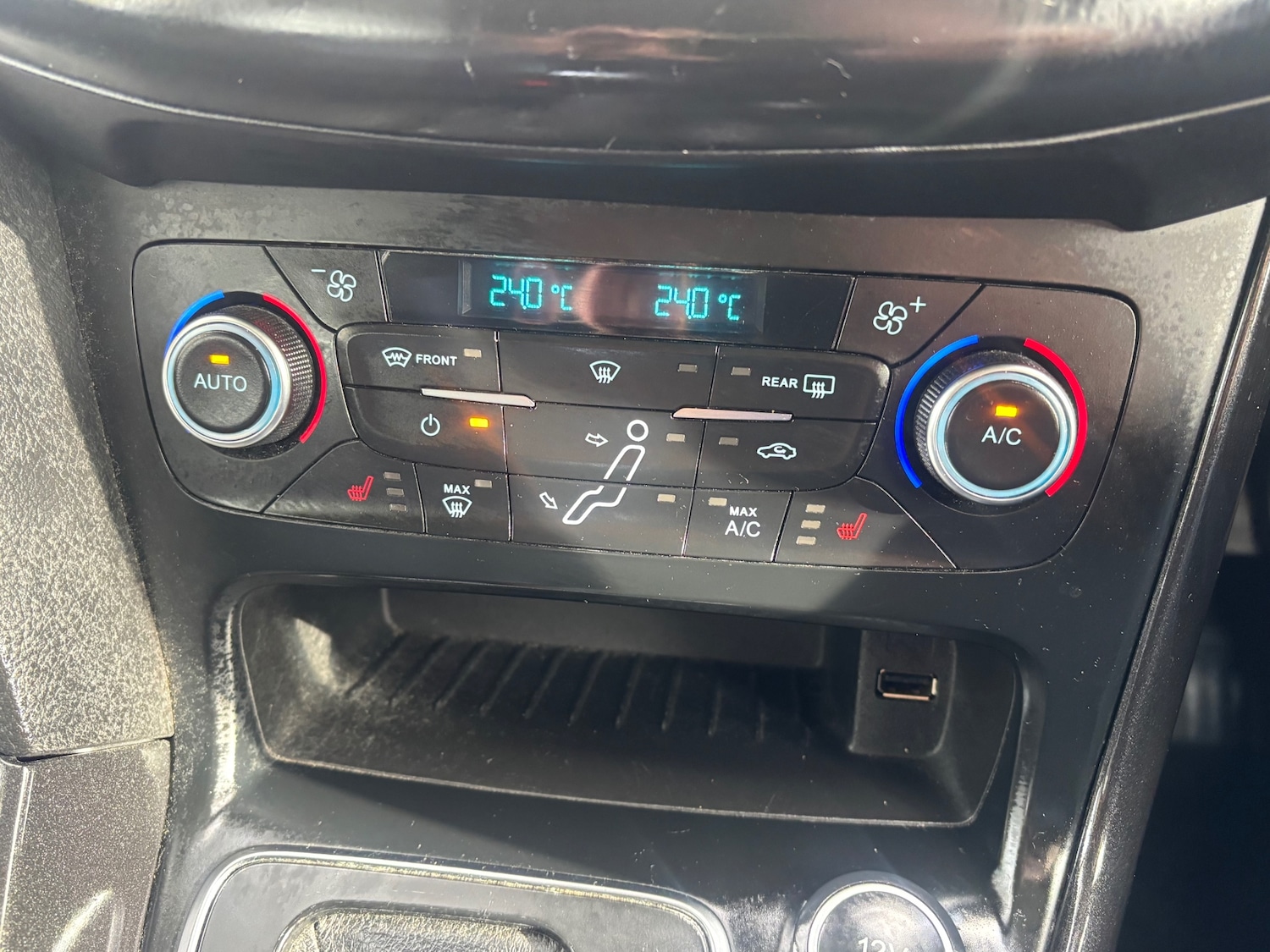 Used Ford Focus 2016 for sale - 77378119: Photo 16