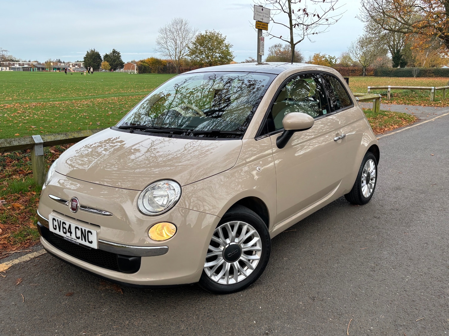 Used Fiat 500 2015 for sale - 77300777: Photo 2