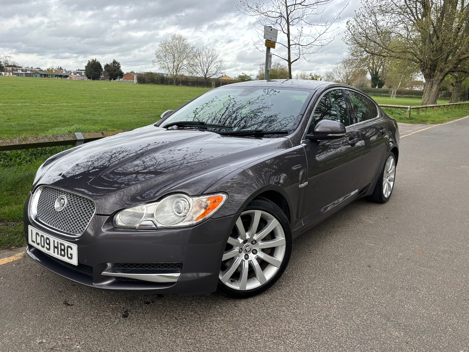 Used Jaguar XF 2009 for sale - 78123376: Photo 2