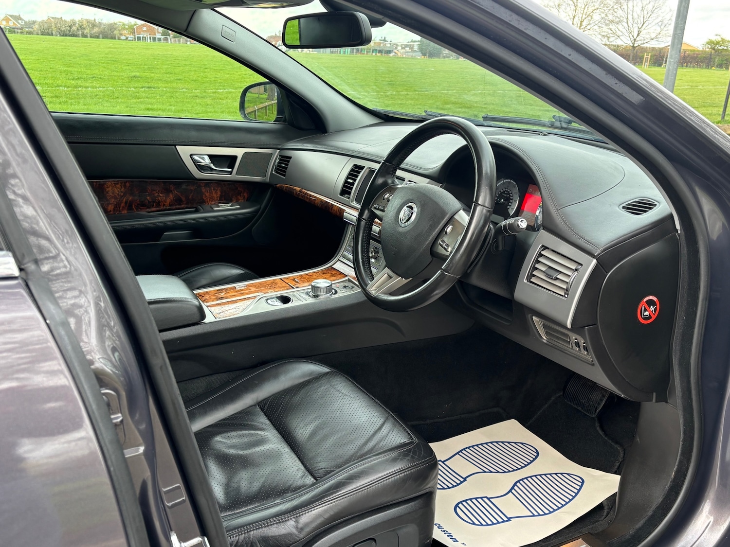 Used Jaguar XF 2009 for sale - 78123376: Photo 4