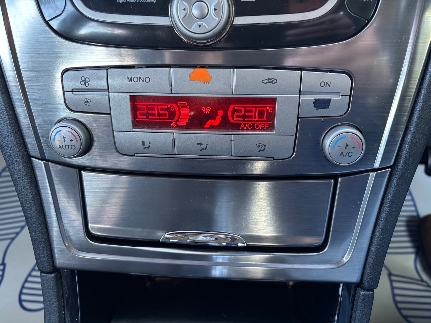 Used Ford Mondeo 2009 for sale - 78155529: Photo 13