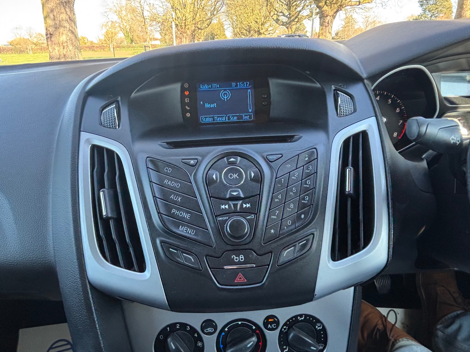 Used Ford Focus 2012 for sale - 77974339: Photo 11