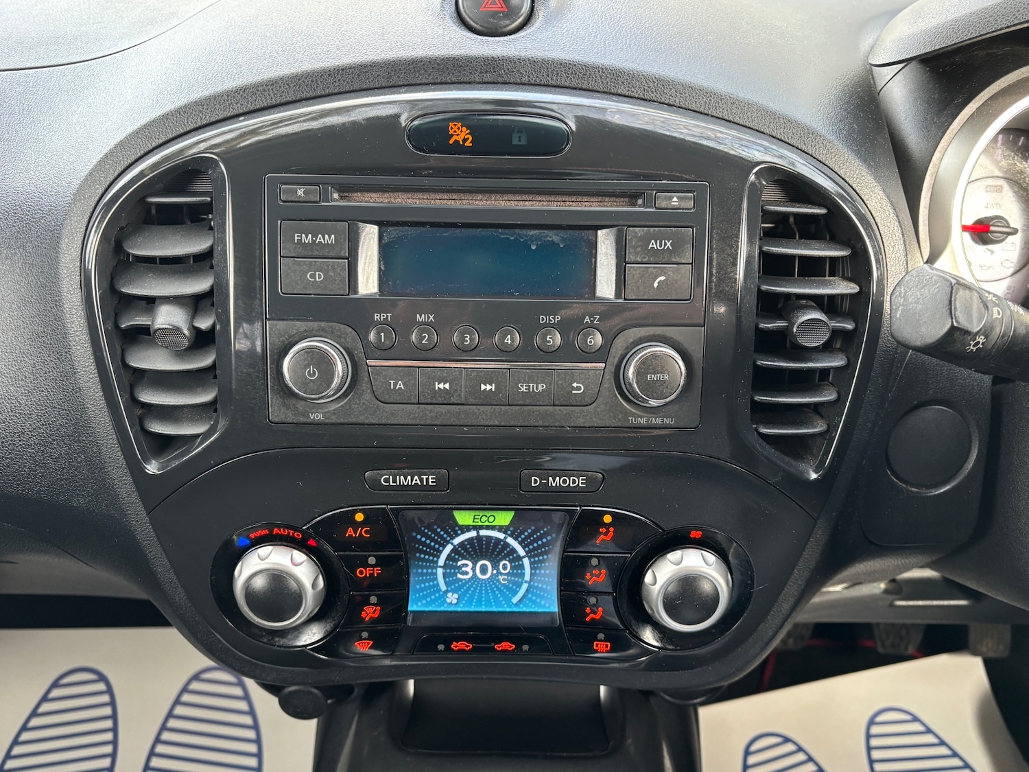 Used Nissan Juke 2011 for sale - 77877198: Photo 12