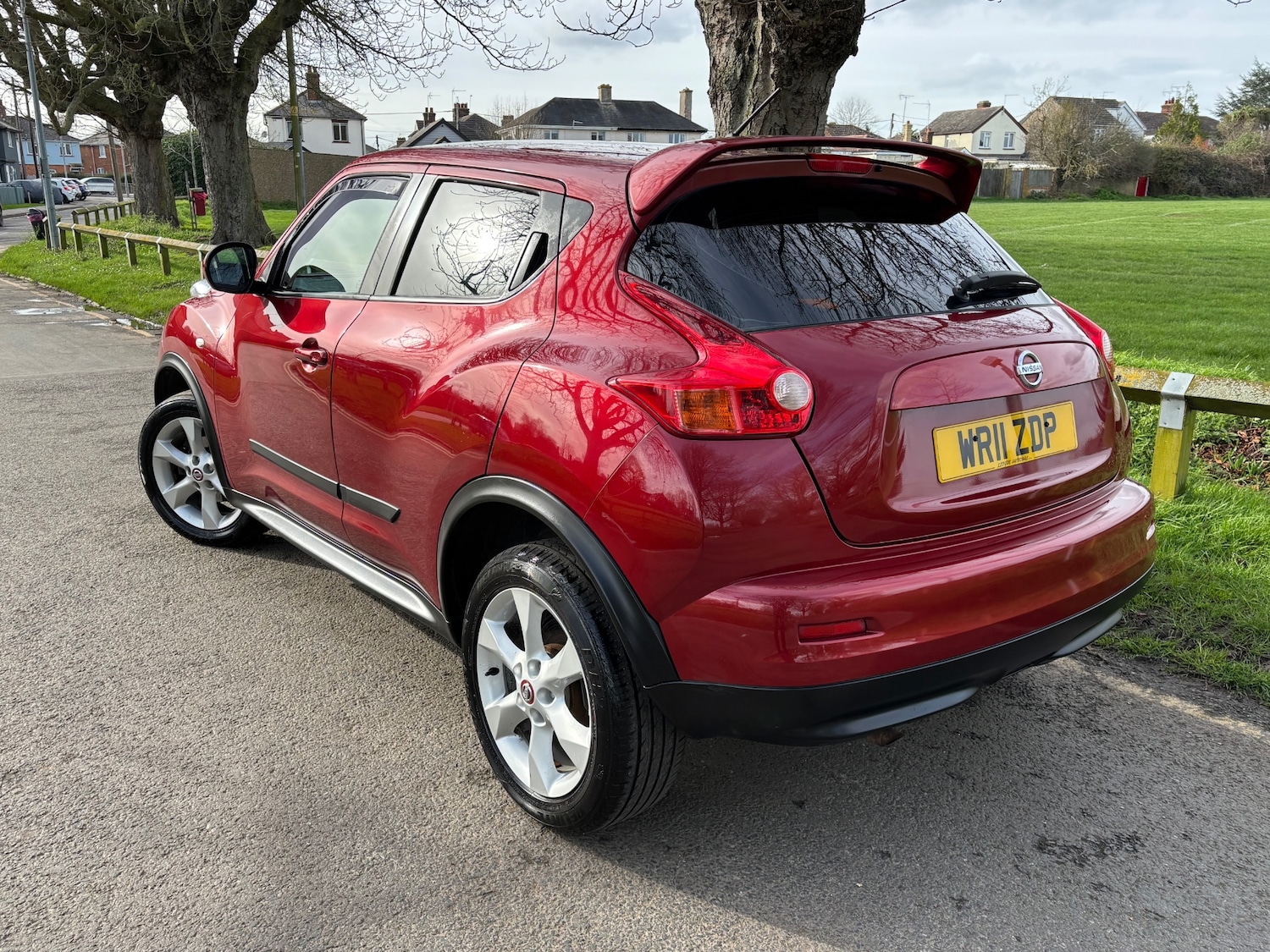 Used Nissan Juke 2011 for sale - 77877198: Photo 4