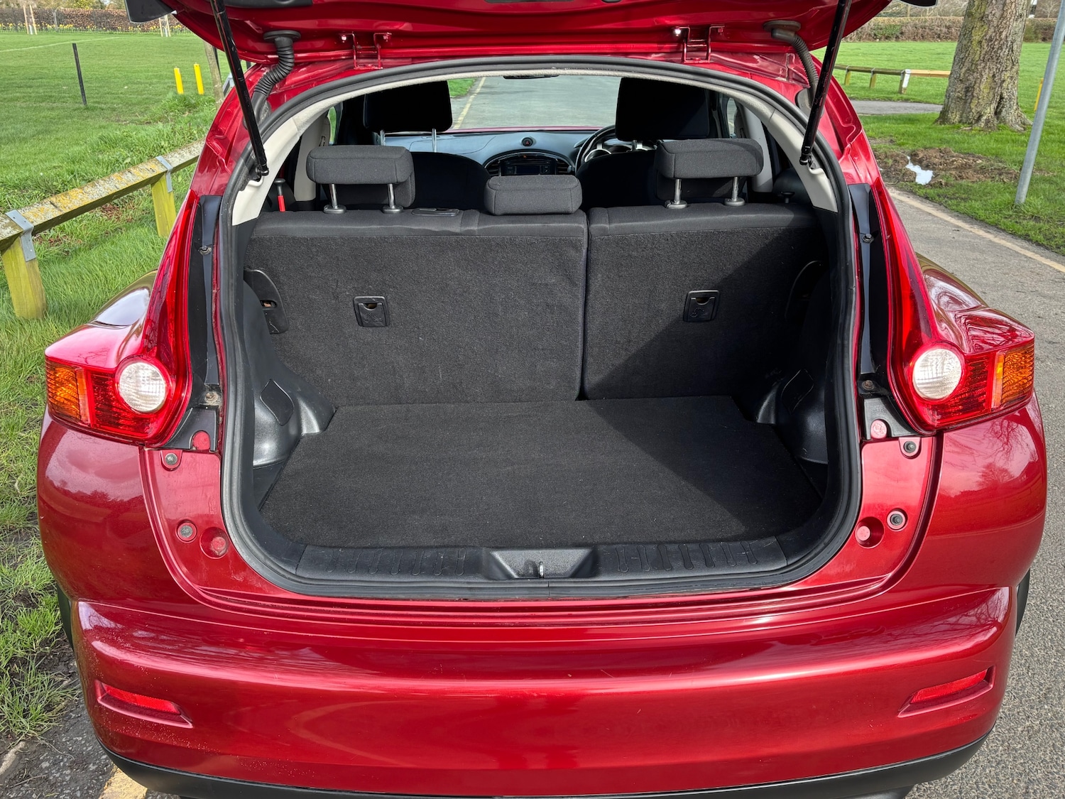 Used Nissan Juke 2011 for sale - 77877198: Photo 9