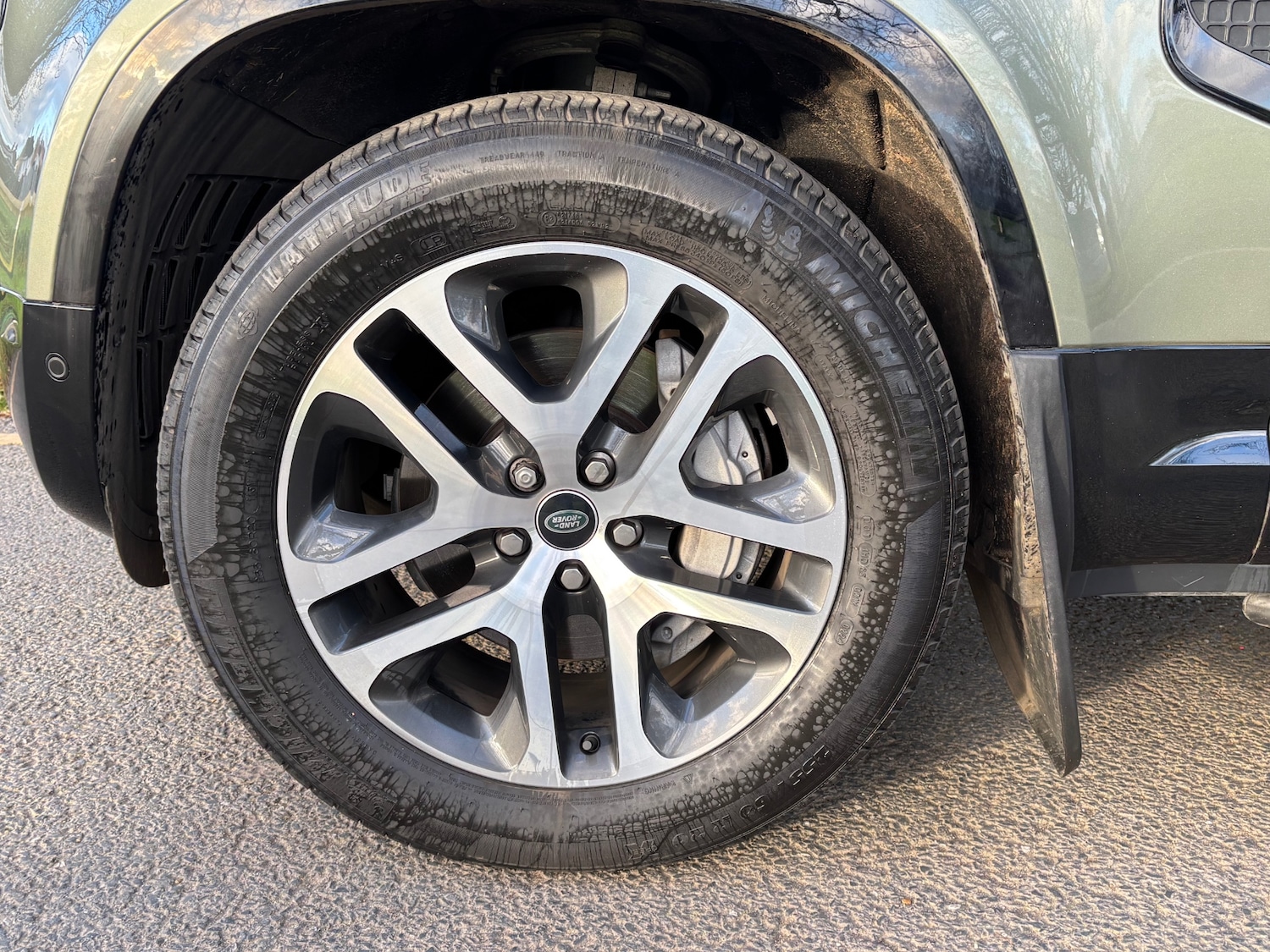 Used Land Rover Defender 2024 for sale - 77303903: Photo 18