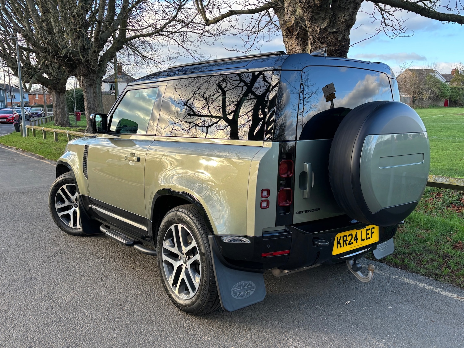 Used Land Rover Defender 2024 for sale - 77303903: Photo 4