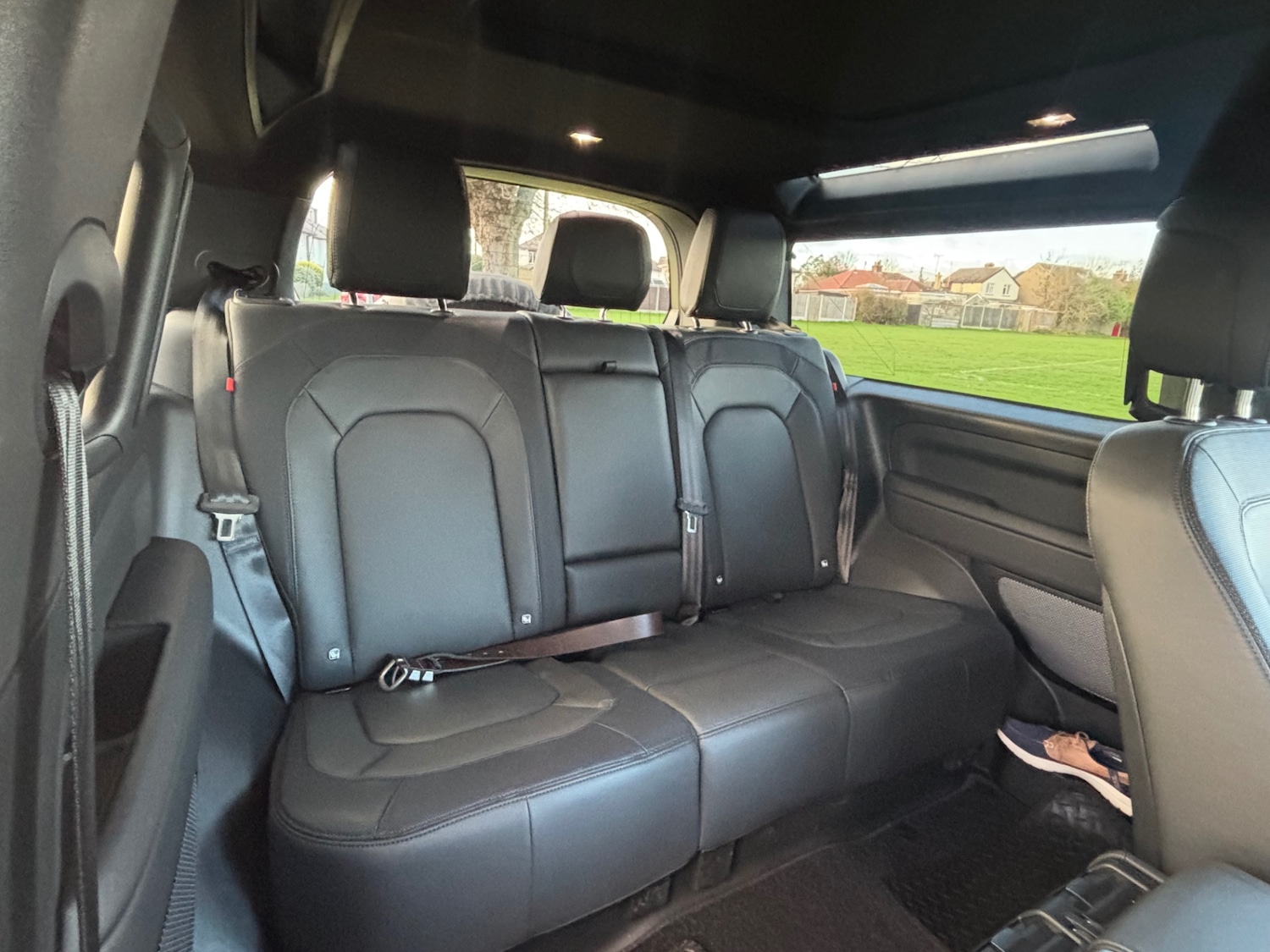 Used Land Rover Defender 2024 for sale - 77303903: Photo 7