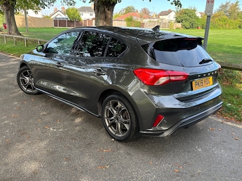 Used Ford Focus 2019 for sale - 77301365: Photo