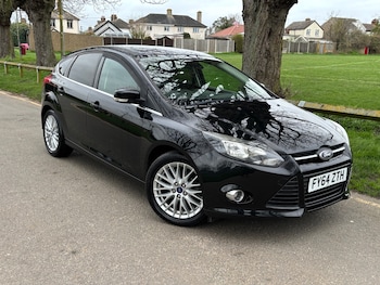 2014 (64) - 1.0 EcoBoost Zetec Navigator 5dr