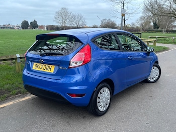 Used Ford Fiesta 2013 for sale - 77850580: Photo