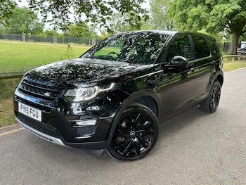 Used Land Rover Discovery Sport 2015 for sale - 79037745: Photo