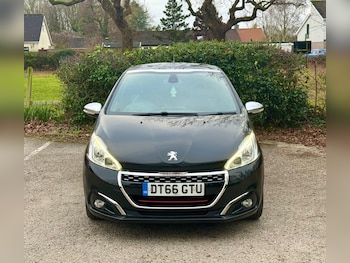 Used Peugeot 208 2017 for sale - 77066706: Photo