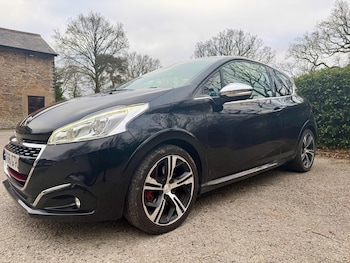 Used Peugeot 208 2017 for sale - 77066706: Photo