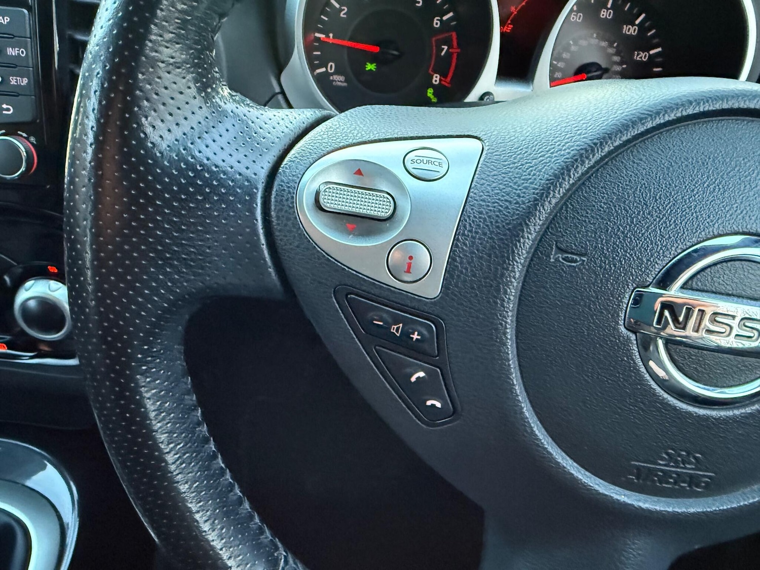 Used Nissan Juke 2017 for sale - 77097427: Photo 27