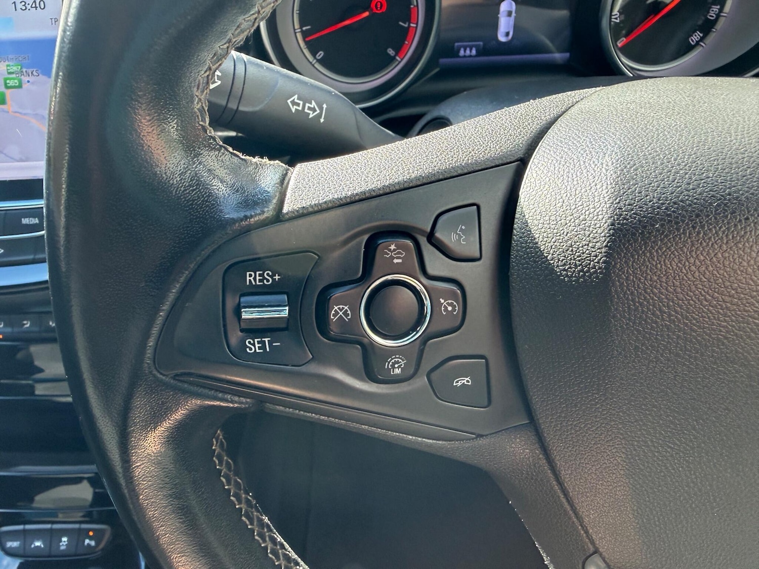 Used Vauxhall Astra 2018 for sale - 76348846: Photo 25