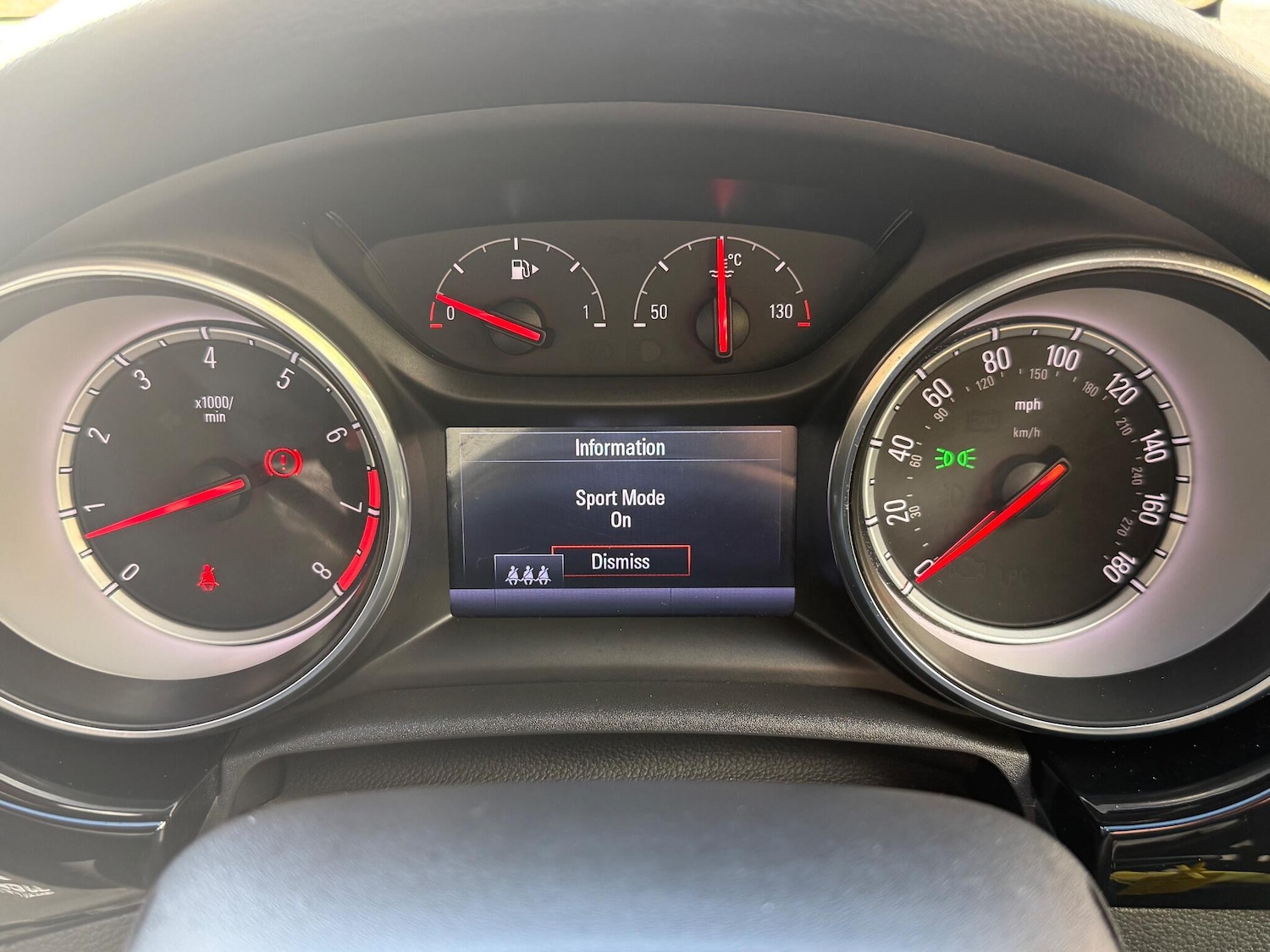 Used Vauxhall Astra 2018 for sale - 76348846: Photo 29