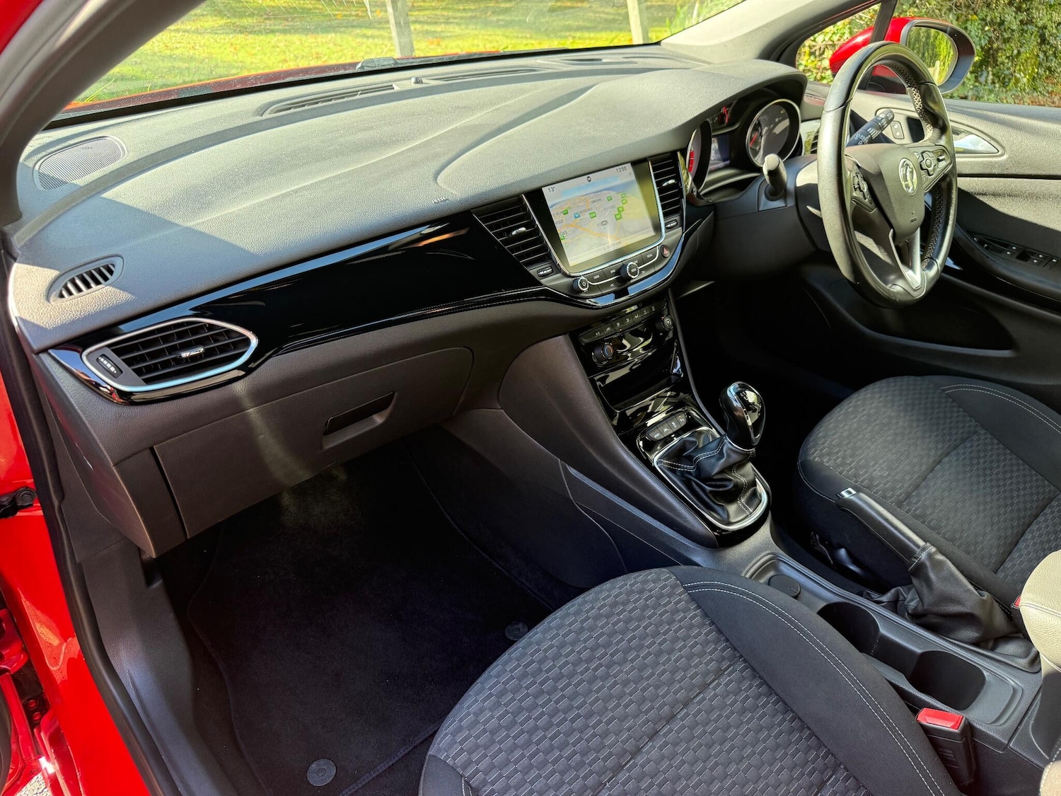 Used Vauxhall Astra 2018 for sale - 76348846: Photo 40