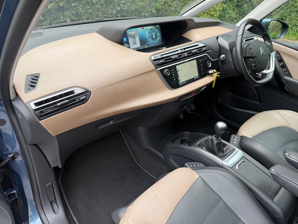 Used Citroen C4 Grand Picasso 2016 for sale - 76108472: Photo 58