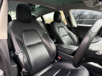 Used Tesla Model 3 2019 for sale - 77824682: Photo